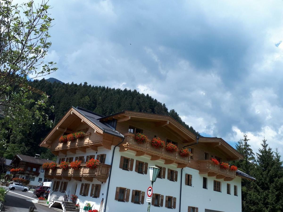 Apart Soellbacherhof Fügen Eksteriør bilde